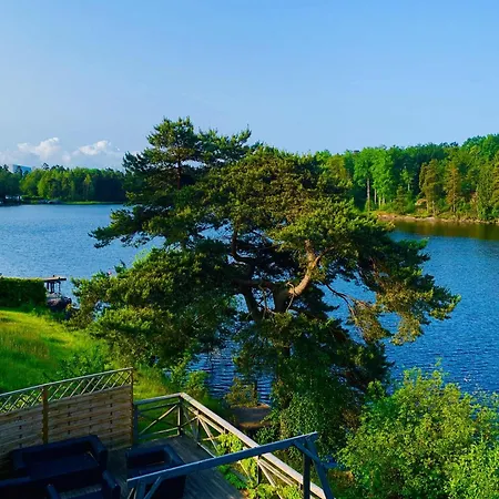 Lakeside Apartman Moss